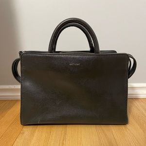 Matt & Nat Von Satchel in colour black